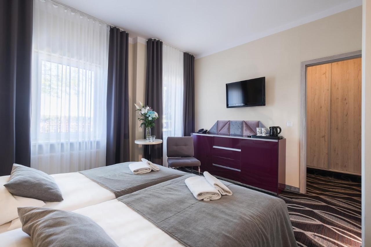 אוסטרוני מורסקי Max Health Resort Spa מראה חיצוני תמונה