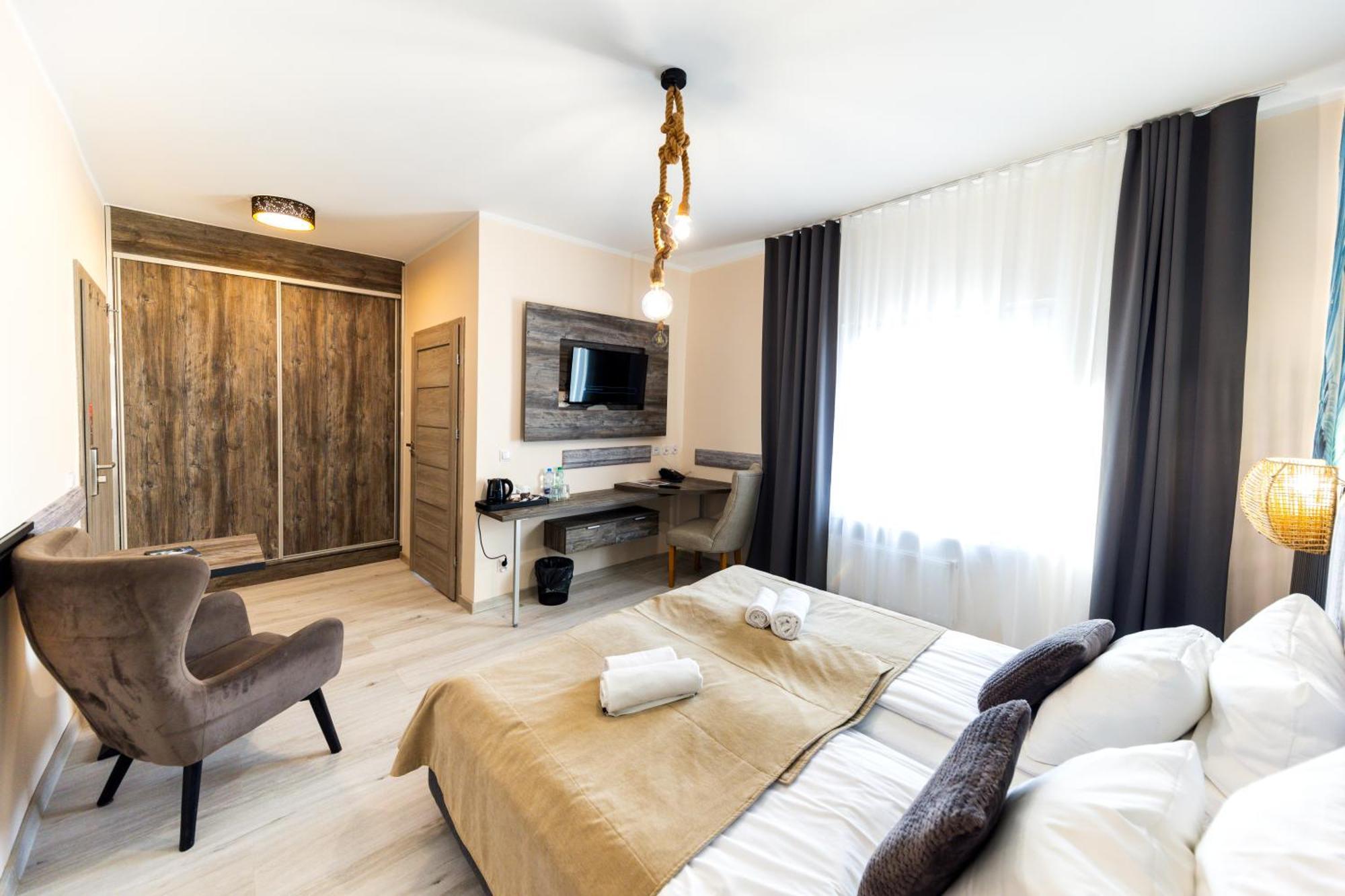 אוסטרוני מורסקי Max Health Resort Spa מראה חיצוני תמונה